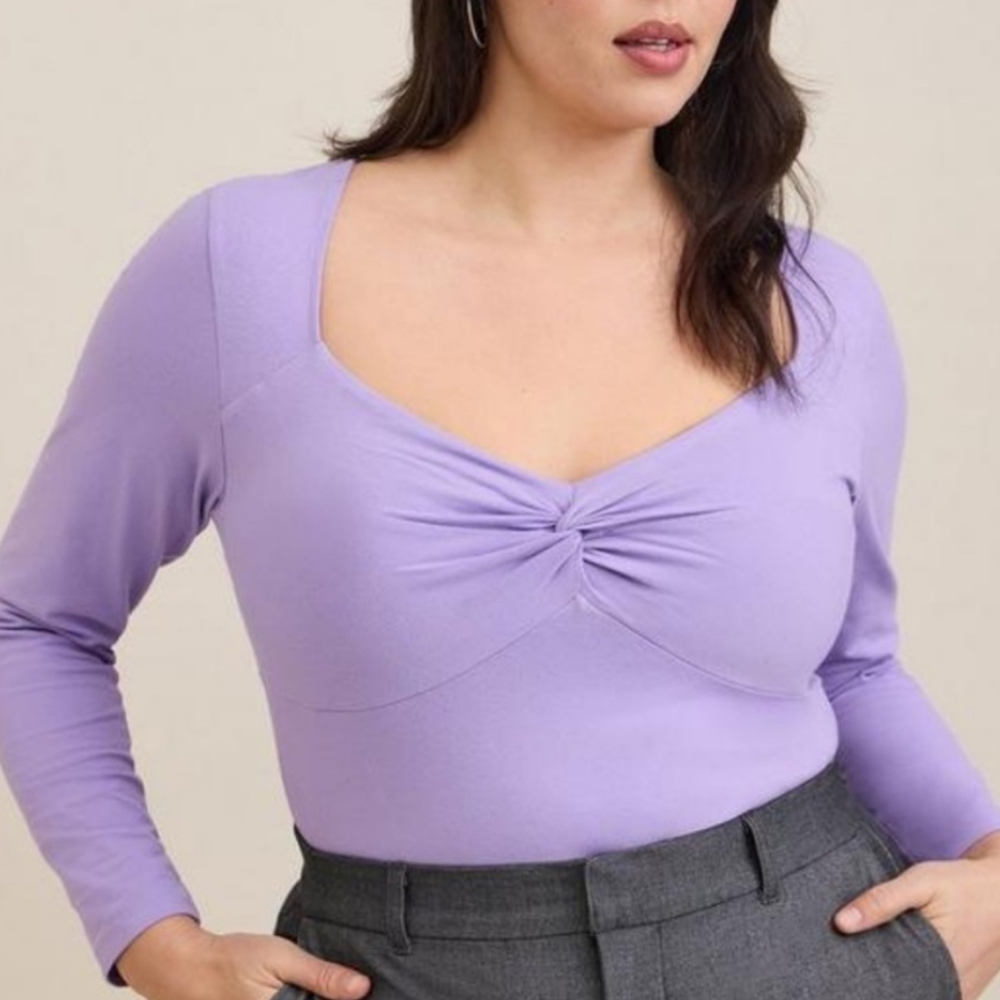 NWT Torrid Foxy Sweetheart Twist Top Lavender 2X